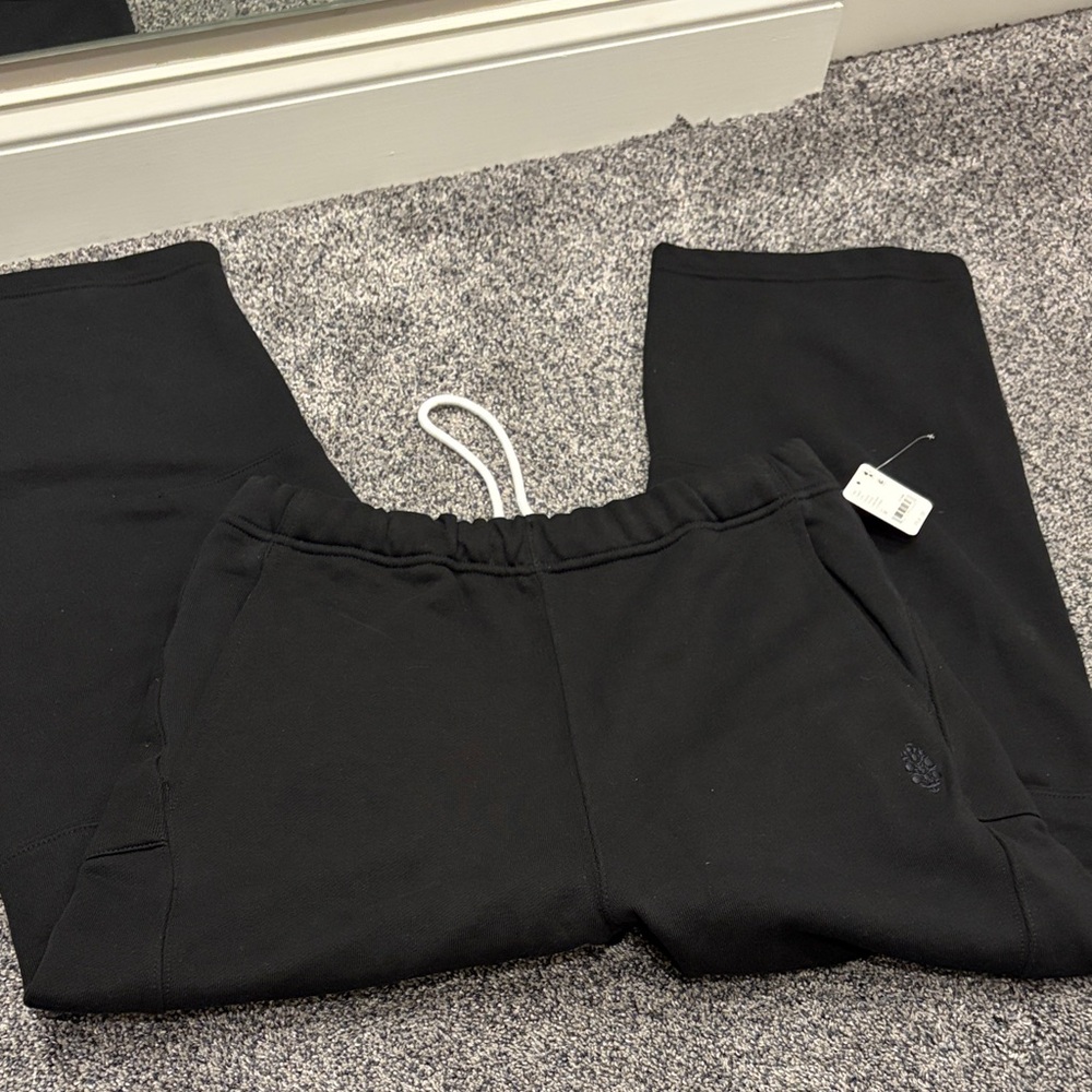 NWT FP Movement Women’s Top Score Barrel Pants Medium